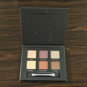 Ulta Beauty Eyeshadow Palette - Petite, Plum Pop, Nutmeg